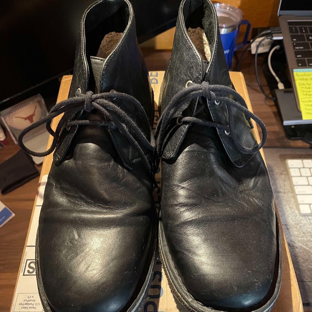 Ugg 3275 Leighton Mens Black Leather Chukka Boots US Size 11